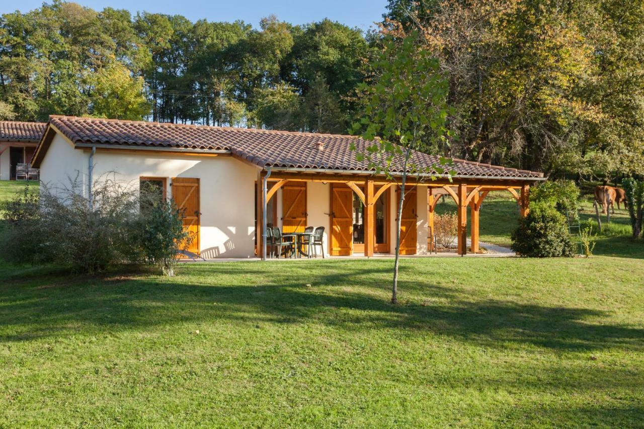 Village De Montmarsis Gourdon-en-quercy Exterior photo