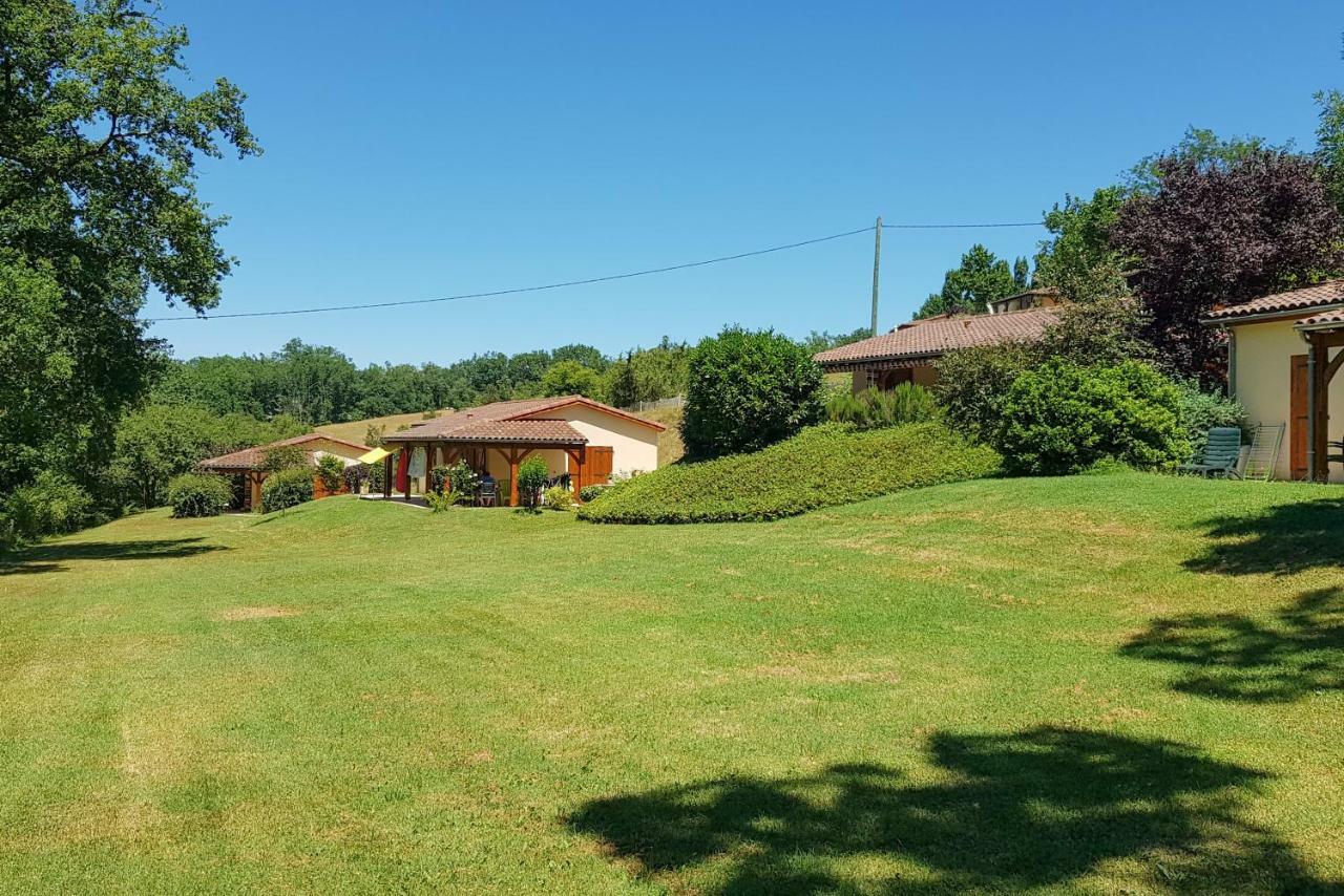 Village De Montmarsis Gourdon-en-quercy Exterior photo